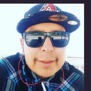 Meet your Posher, Yoe